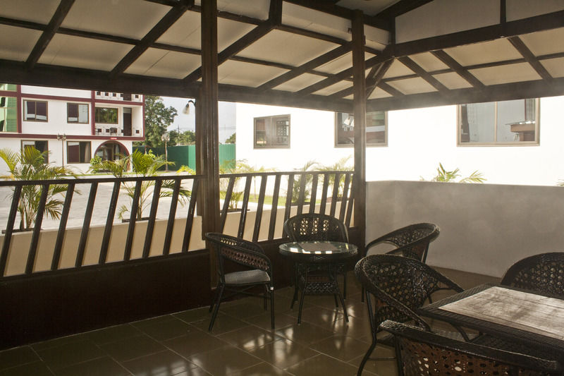 Consir Executive Lodge อักกรา ภายนอก รูปภาพ