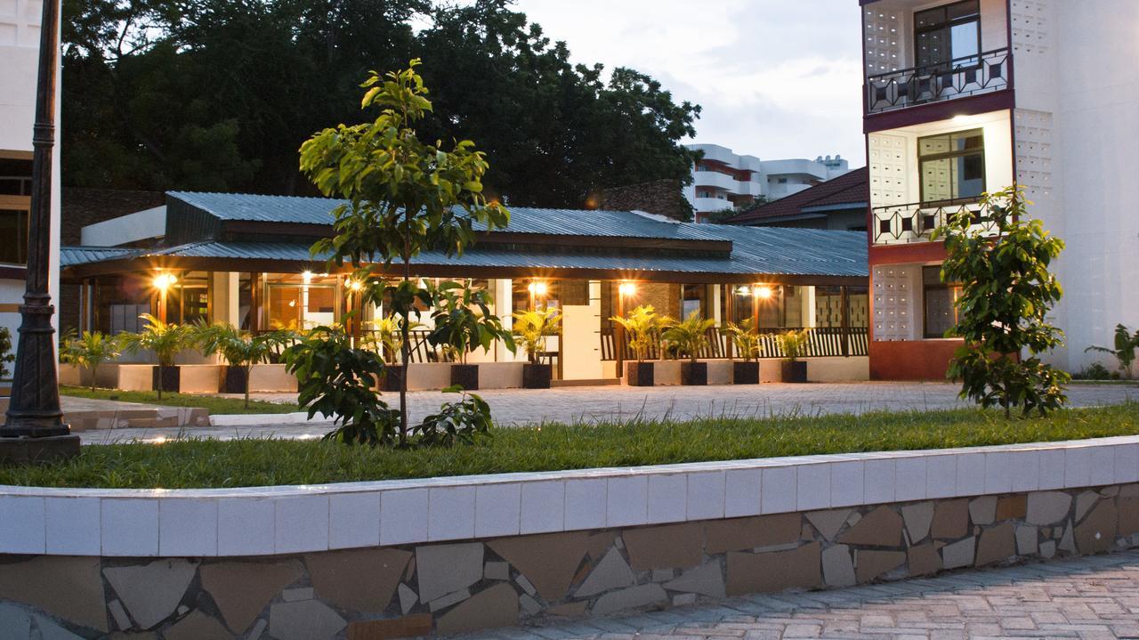 Consir Executive Lodge อักกรา ภายนอก รูปภาพ