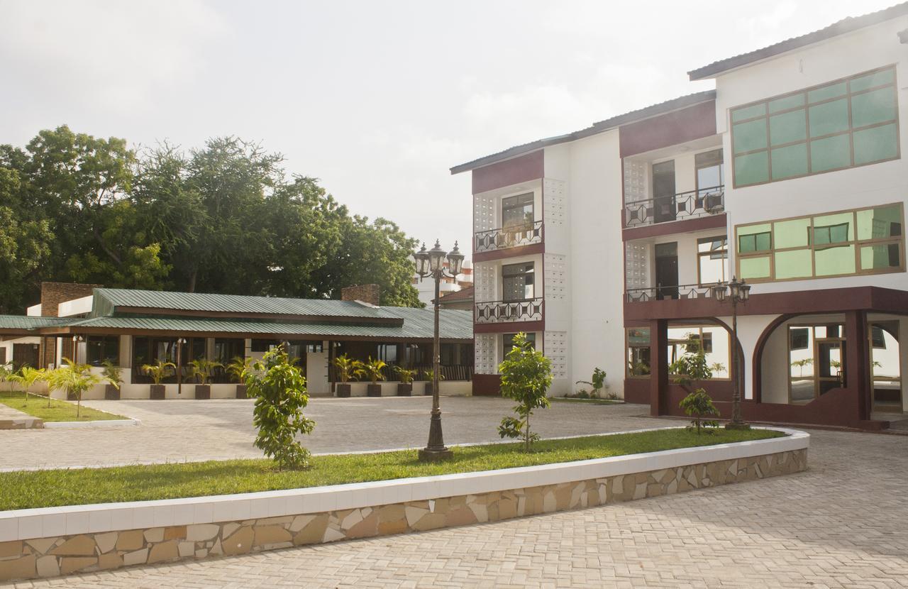 Consir Executive Lodge อักกรา ภายนอก รูปภาพ